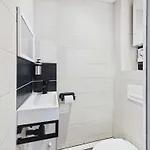 Maison Climatisee Avec Jardin, Terrasse Et Piscine, Proche Des - - Fr-1-326-693 펜션 *
